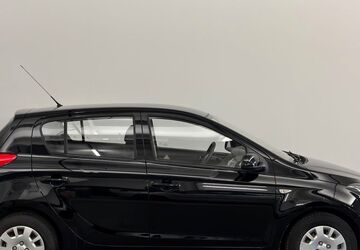 Hyundai i20 47.600 km 5.950 &euro; Erfurt 99094