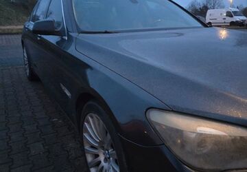 BMW 750 215.000 km 5.500 &euro; Erfurt 99085