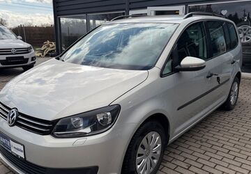 VW Touran 138.000 km 9.990 &euro; Erfurt 99092