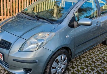 Toyota Yaris 262.000 km 2.490 &euro; Umpferstedt 99441