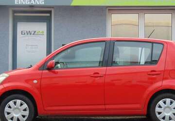 Daihatsu Sirion 142.283 km 699 &euro; Erfurt 99089