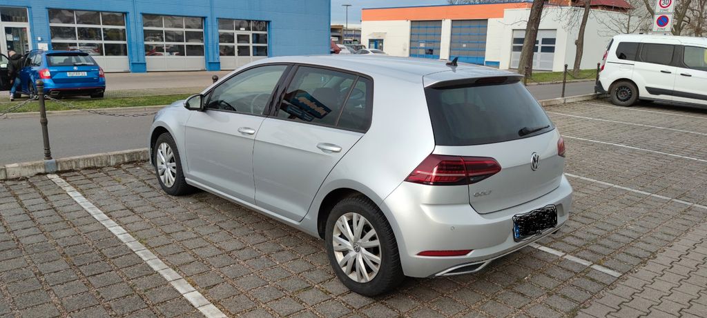 VW Golf 100.500 km 13.250 &euro; Geratal 99331
