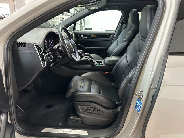 VW Touran 1,2 TSI BMT Comfortline 7-Sitzer*Klima 145.210 km 12.890 &euro; Gebesee 99189