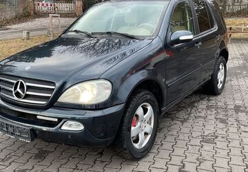 Mercedes-Benz ML 320 203.815 km 1.900 &euro; Erfurt 99085