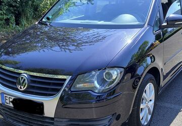 VW Touran 184.400 km 4.500 &euro; Erfurt 99098