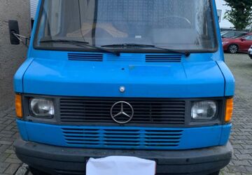 Mercedes-Benz Sprinter 166.000 km 3.999 &euro; Martinroda 98693