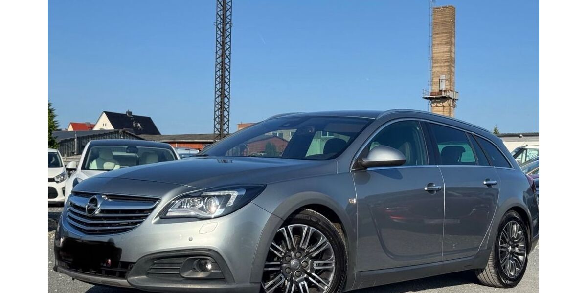 Opel Insignia CT 153.000 km 9.200 &euro; Elxleben 99189