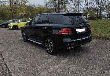 Mercedes-Benz GLE 350 97.200 km 38.500 &euro; Erfurt 99087