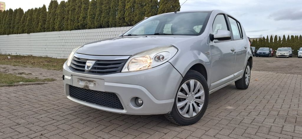 Dacia Sandero 98.081 km 899 &euro; Neudietendorf 99192