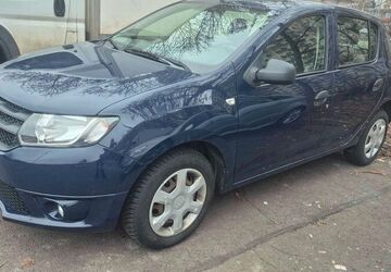 Dacia Sandero 83.000 km 4.700 &euro; Erfurt 99092