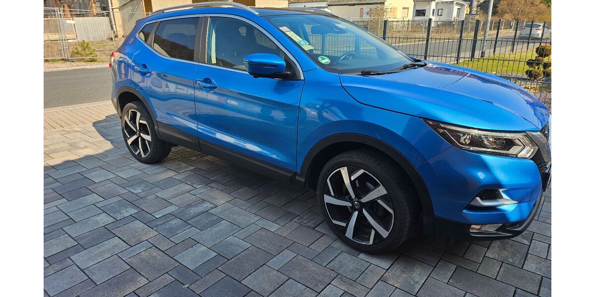 Nissan Qashqai 91.000 km 13.999 &euro; Geratal 99330