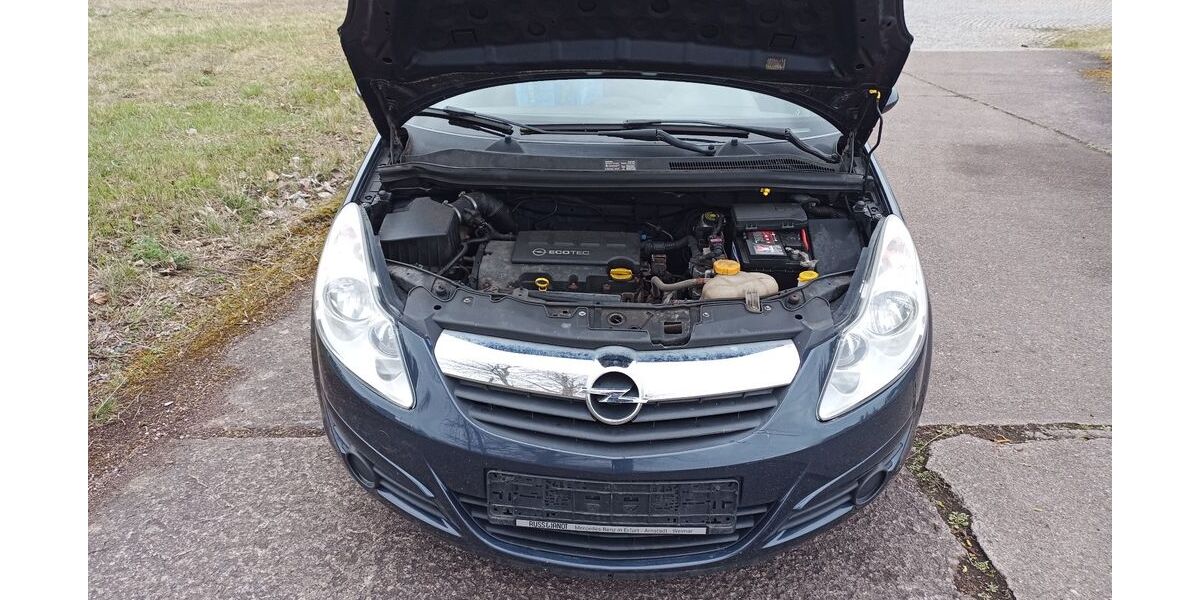 Opel Corsa 136.925 km 1.650 &euro; Erfurt 99085
