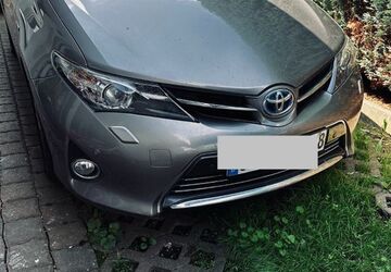 Toyota Auris 235.000 km 9.200 &euro; Nessetal OT Goldbach 99869