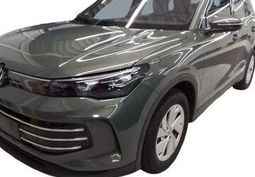 VW Tiguan 14.300 km 44.880 &euro; Erfurt 99099