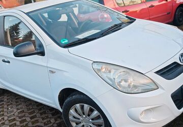 Hyundai i20 165.000 km 1.990 &euro; Umpferstedt 99441