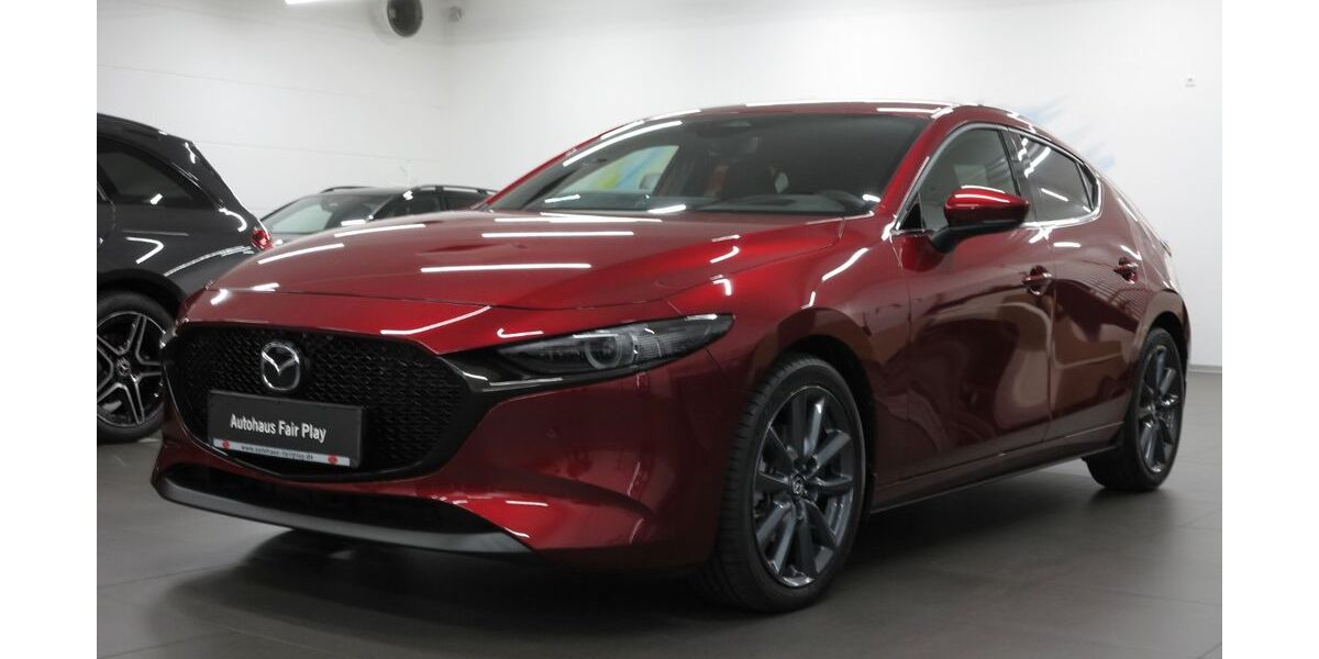 Mazda 3 7.335 km 26.790 &euro; Arnstadt 99310