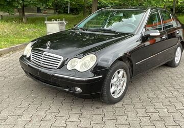 Mercedes-Benz C 220 270.979 km 1.799 &euro; Erfurt 99085