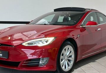 Tesla Model S 75 Navi*Standheizung*LED*AHK*1.Hand 145.012 km 22.790 &euro; Gebesee 99189