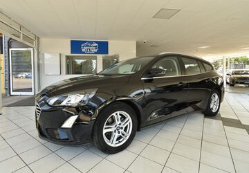 Ford Focus 60.710 km 13.480 &euro; Erfurt 99092