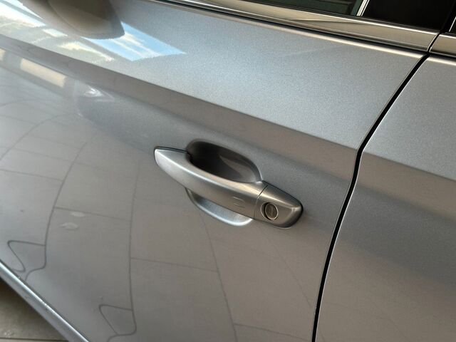 Opel Corsa e Elegance Navi*LED*Klimaaut*Sitzheiz.* 29.987 km 13.990 &euro; Gebesee 99189