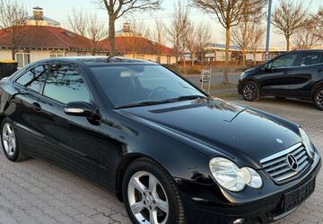 Mercedes-Benz C 180 137.000 km 2.750 &euro; Gotha 99867