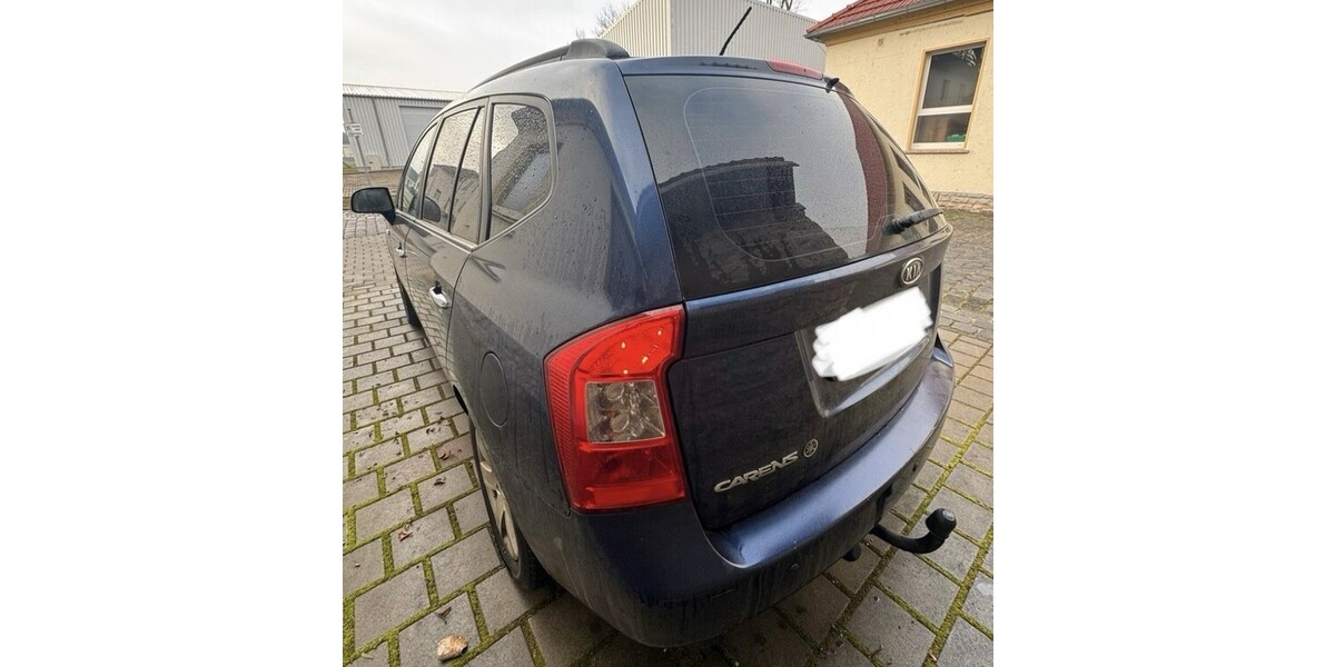 Kia Carens III 274.000 km 3.200 &euro; Gotha 99867
