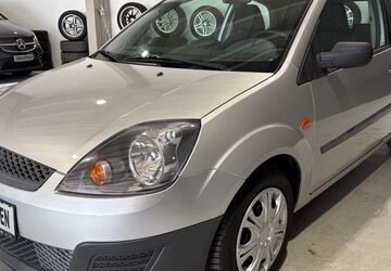 Ford Fiesta 77.094 km 2.500 &euro; Erfurt 99085