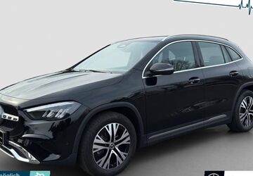 Mercedes-Benz GLA 200 8.000 km 38.880 &euro; Weimar 99428