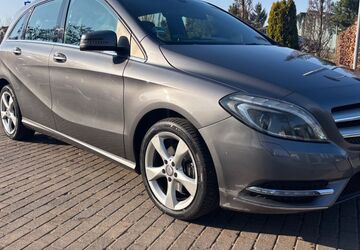 Mercedes-Benz B 180 215.300 km 5.700 &euro; Erfurt 99085