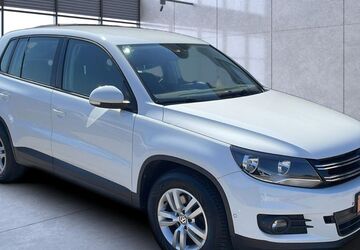 VW Tiguan 122.030 km 9.990 &euro; Erfurt 99086