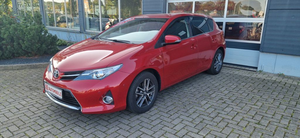 Toyota Auris 31.596 km 12.900 &euro; Gotha 99867