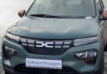 Dacia Spring 16.244 km 15.557 &euro; Erfurt 99099