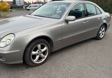 Mercedes-Benz E 200 151.000 km 1.300 &euro; Erfurt 99087