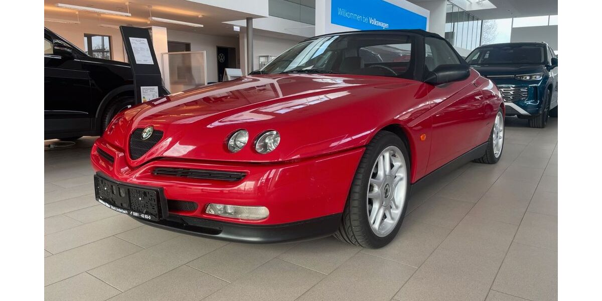 Alfa Romeo Spider 117.580 km 13.900 &euro; Erfurt 99085