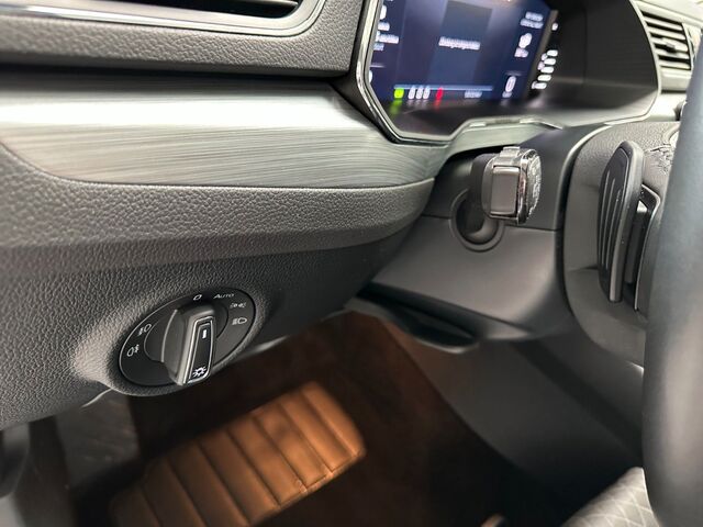 Skoda Superb 1.4 TSI iV DSG AMBITION COMBI Navi*LED* 92.870 km 19.980 &euro; Gebesee 99189