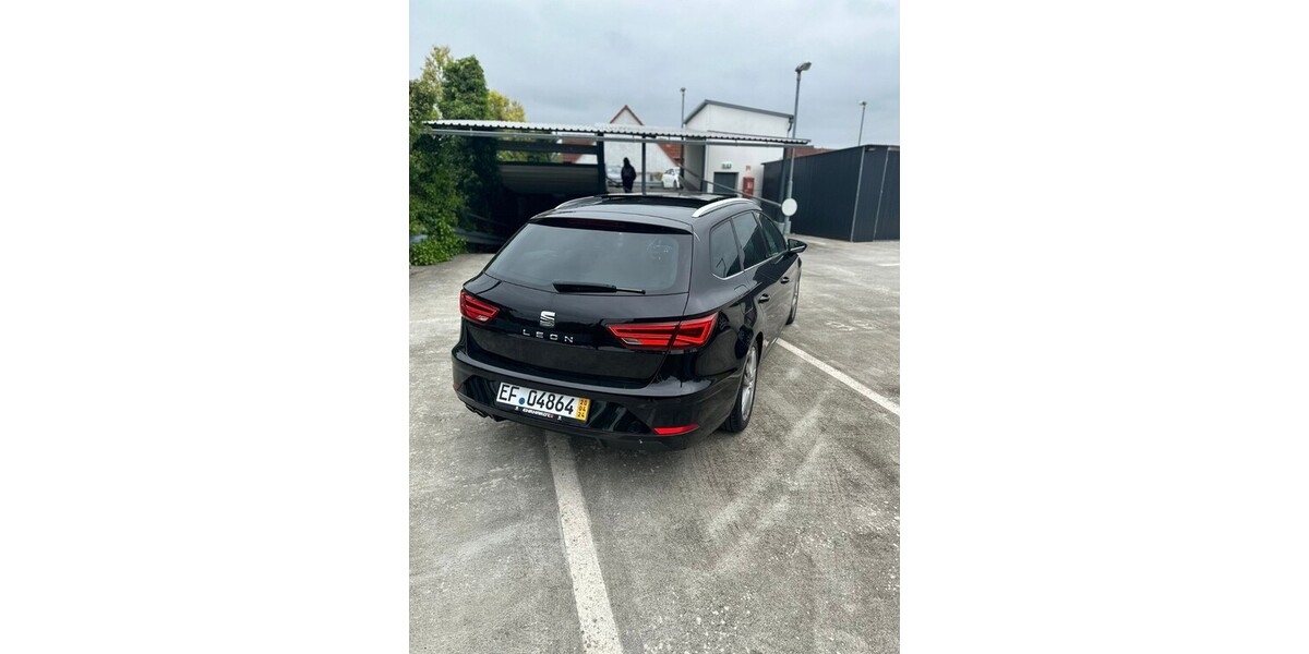 Seat Leon 158.200 km 15.500 &euro; Erfurt 99084