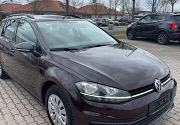 VW Golf 93.000 km 9.900 &euro; Gotha 99867