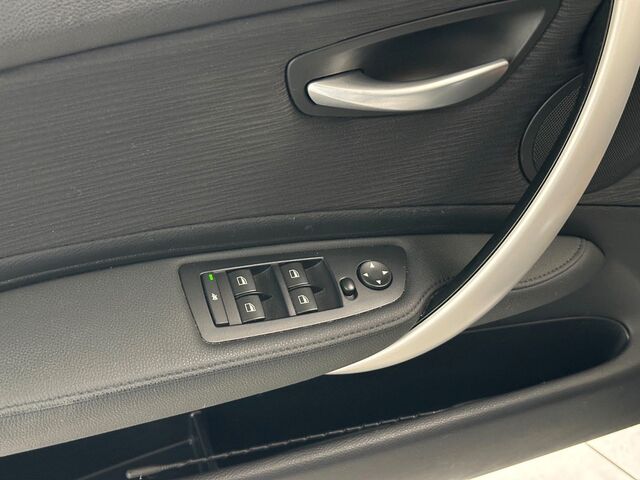 BMW 118 i Advantage Efficient Klimaaut.*Sitzheiz.*Al 177.385 km 3.900 &euro; Gebesee 99189