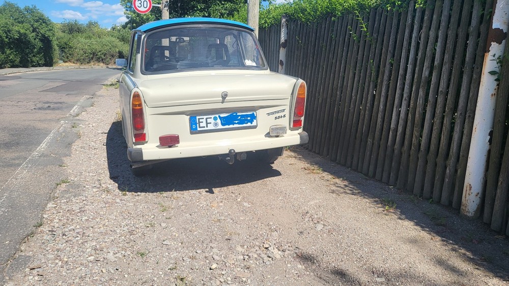 Trabant P 601 76.356 km 4.500 &euro; Erfurt 99084