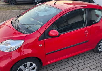 Peugeot 107 49.800 km 6.299 &euro; Amt Wachsenburg OT Ichtershausen 99334
