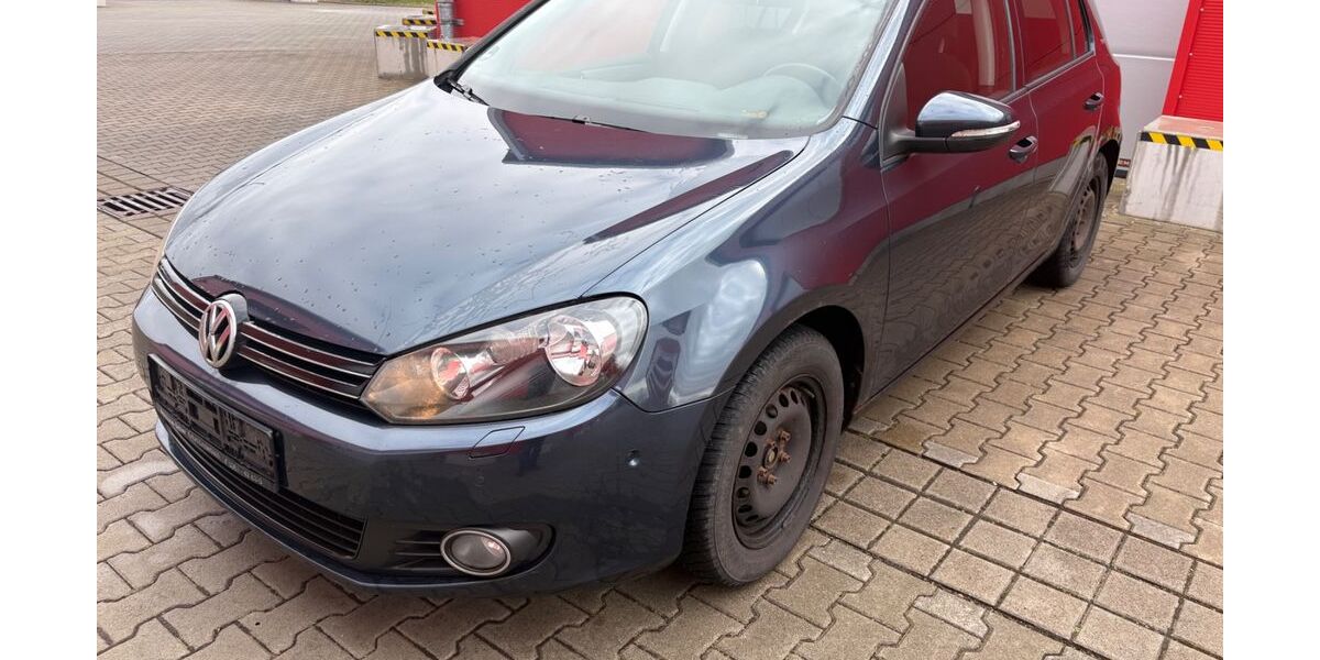 VW Golf 161.000 km 2.750 &euro; Gotha 99867