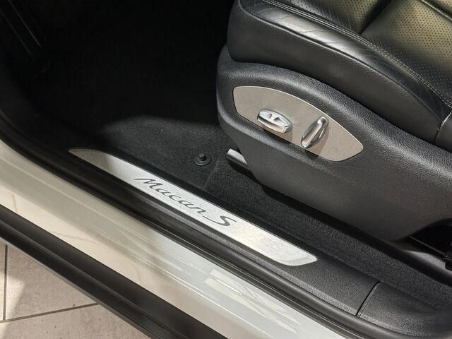 Porsche Macan S PDK SPOR*Leder*LED*Luftfed.*Panorama*20& 49.980 km 54.790 &euro; Gebesee 99189