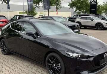 Mazda 3 8.340 km 28.850 &euro; Arnstadt 99310