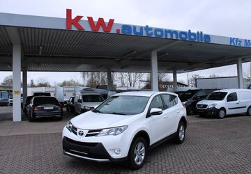 Toyota RAV 4 211.000 km 8.900 &euro; Erfurt 99085