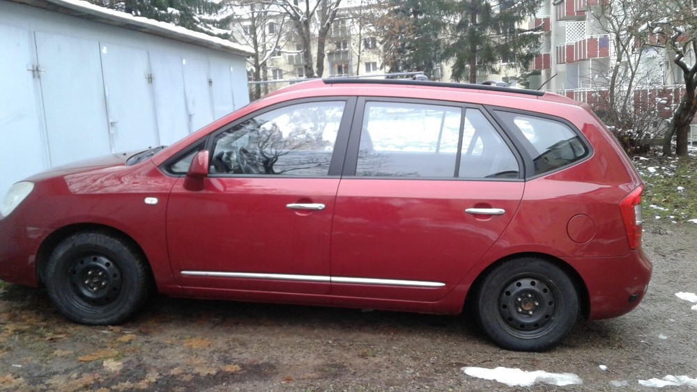 Kia Carens I 132.276 km 8.000 &euro; Erfurt 99084