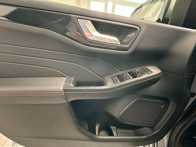 Ford Kuga 2.0 EcoBlue ST-Line X Aut. 4WD Navi*LED*HUD 119.531 km 24.890 &euro; Gebesee 99189