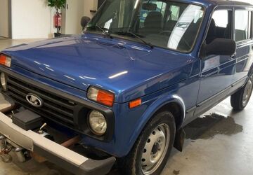 Lada Taiga 14.768 km 12.990 &euro; Weimar 99425