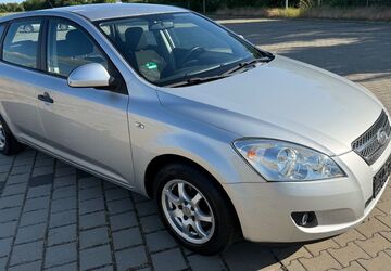 Kia ceed / Ceed 182.000 km 2.850 &euro; Gebesee 99189