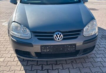 VW Golf 154.134 km 2.650 &euro; Erfurt 99089