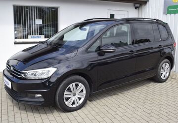 VW Touran 33.300 km 27.450 &euro; Weimar 99425